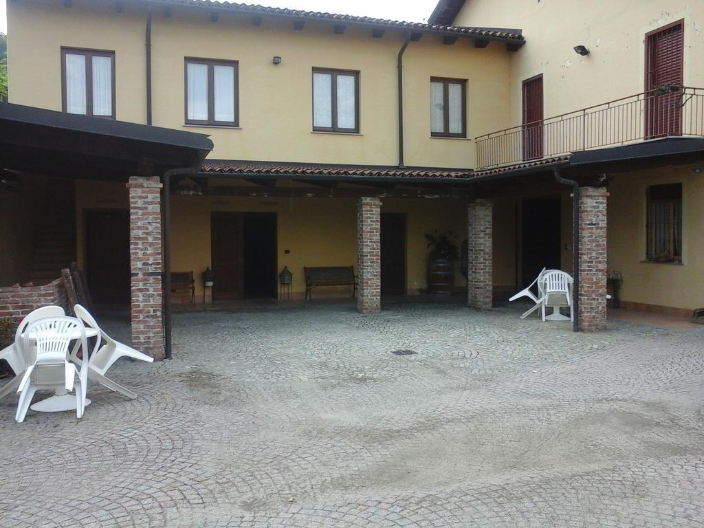 Agriturismo Il Ciabot Villa บาโรโล ภายนอก รูปภาพ